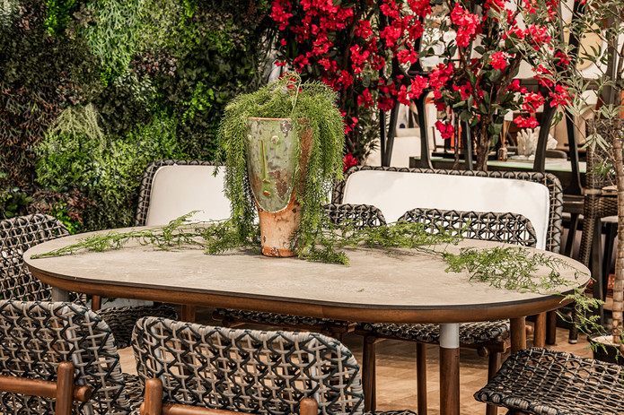 Krone Furniture ( Carrousel Gallery (10) )